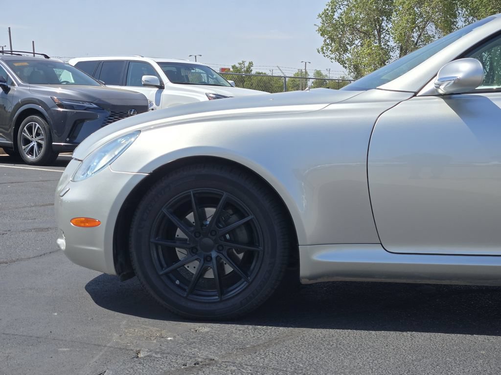 Used 2004 Lexus SC 430 Convertible w/ Preferred Accessory Pkg RWD image 8