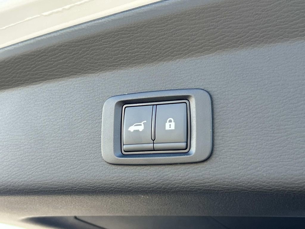 New 2026 Mitsubishi Outlander Trail Edition image 12