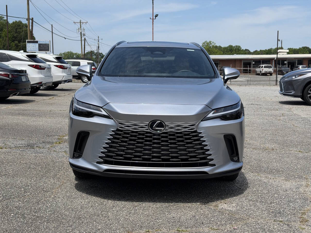 Used 2025 Lexus RX 350 Premium w/ Accessory Package (Z1) FWD image 3