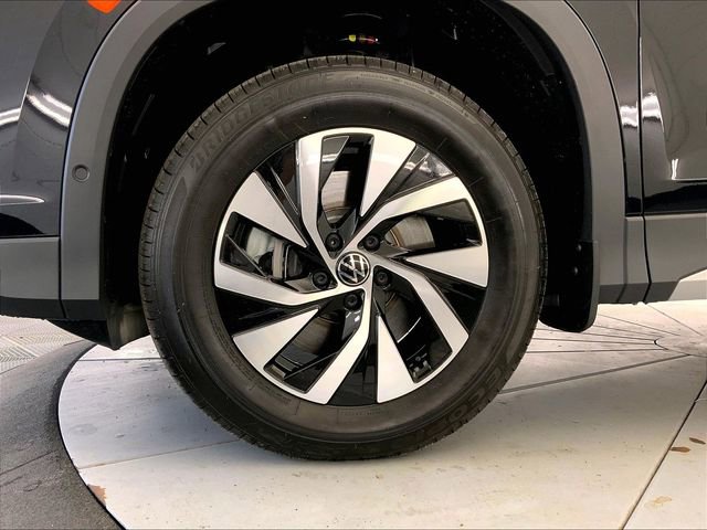 New 2026 Volkswagen Tiguan S AWD/4WD image 12