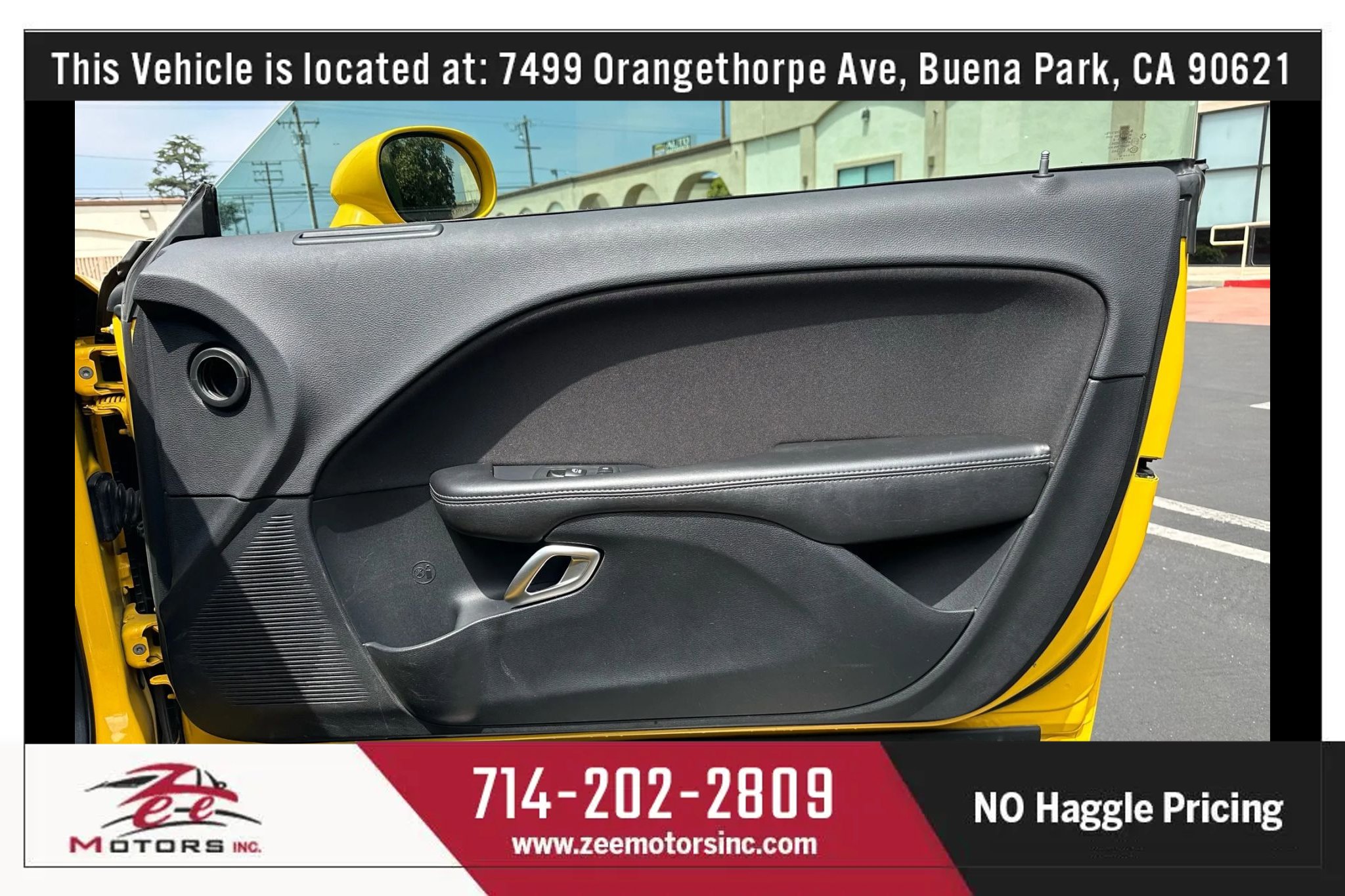 Used 2018 Dodge Challenger SXT image 24