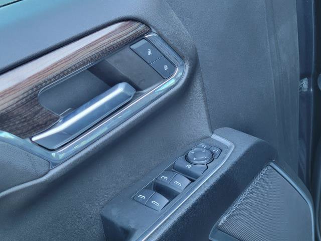 Used 2024 Chevrolet Silverado 1500 LT AWD/4WD image 9