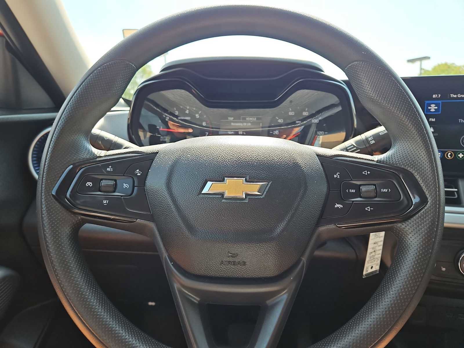 Certified 2024 Chevrolet Trax LS w/ LS Convenience Package image 23