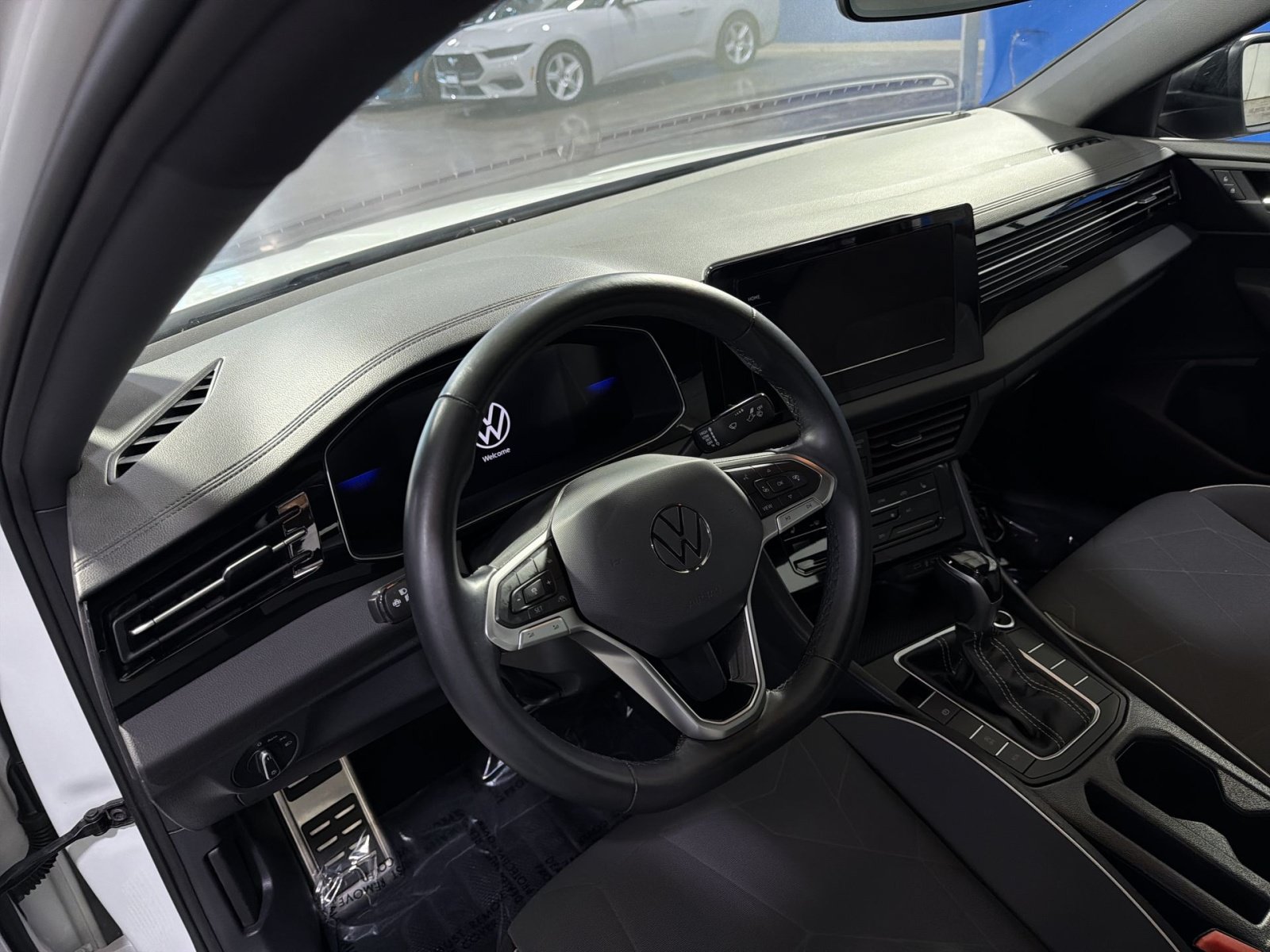 Used 2025 Volkswagen Jetta Sport FWD image 18