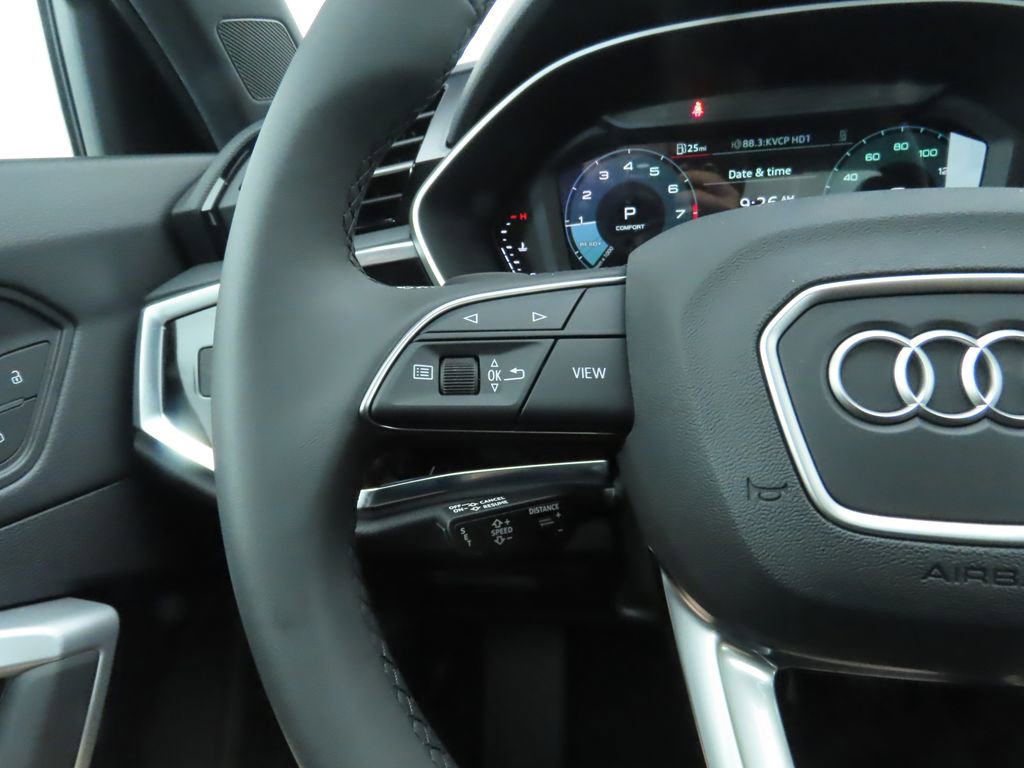 Used 2025 Audi Q3 2.0T Premium w/ Convenience Package image 12