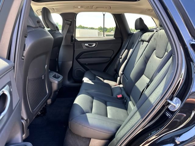 Certified 2024 Volvo XC60 B5 Plus w/ Climate Package AWD/4WD image 13