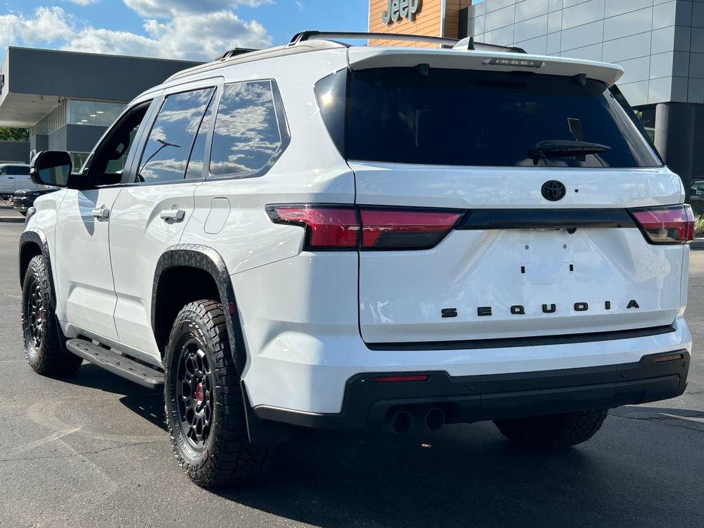Used 2024 Toyota Sequoia TRD Pro AWD/4WD image 5