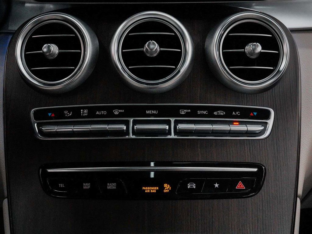 Used 2022 Mercedes-Benz GLC 300 4MATIC image 20