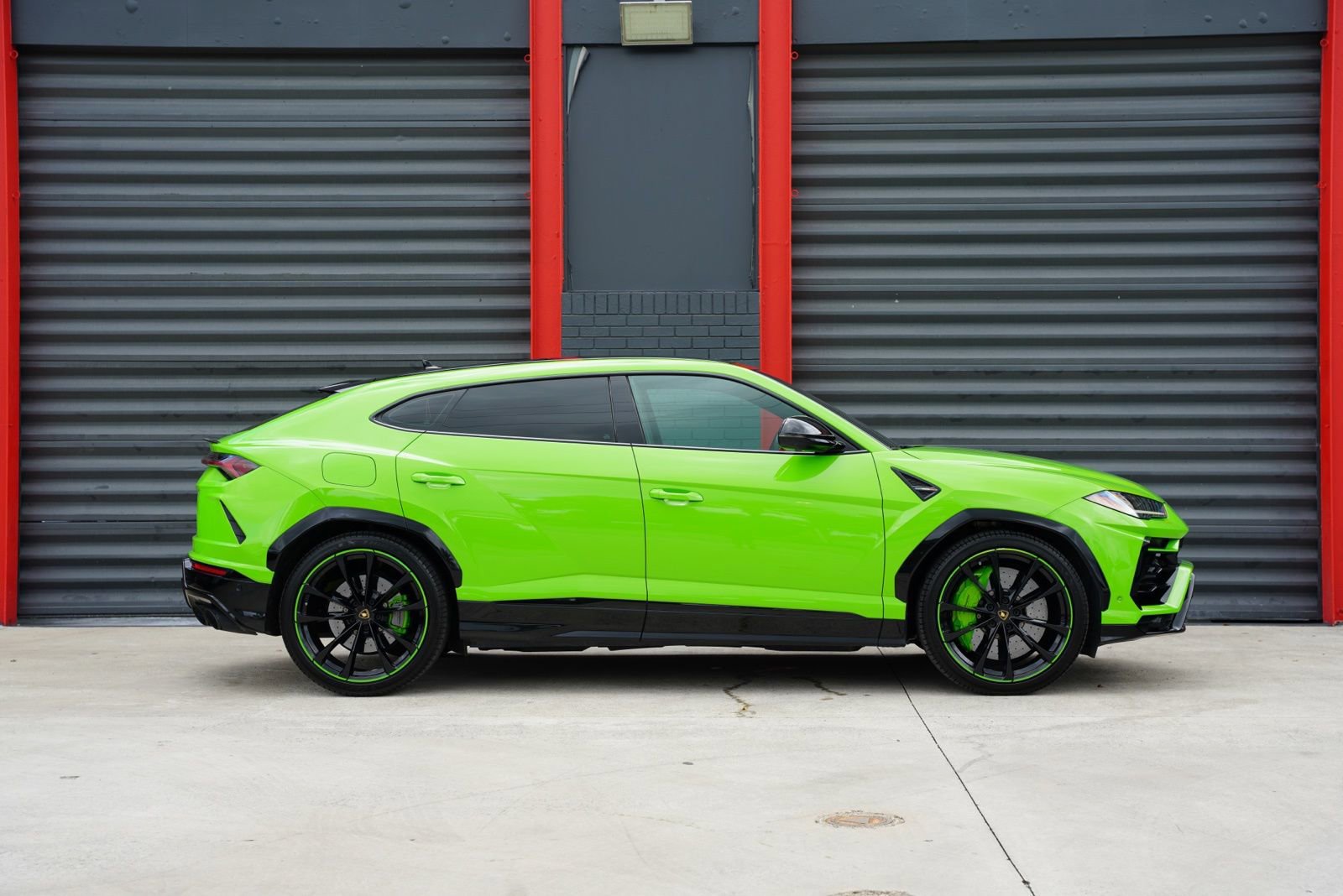 Used 2022 Lamborghini Urus image 6