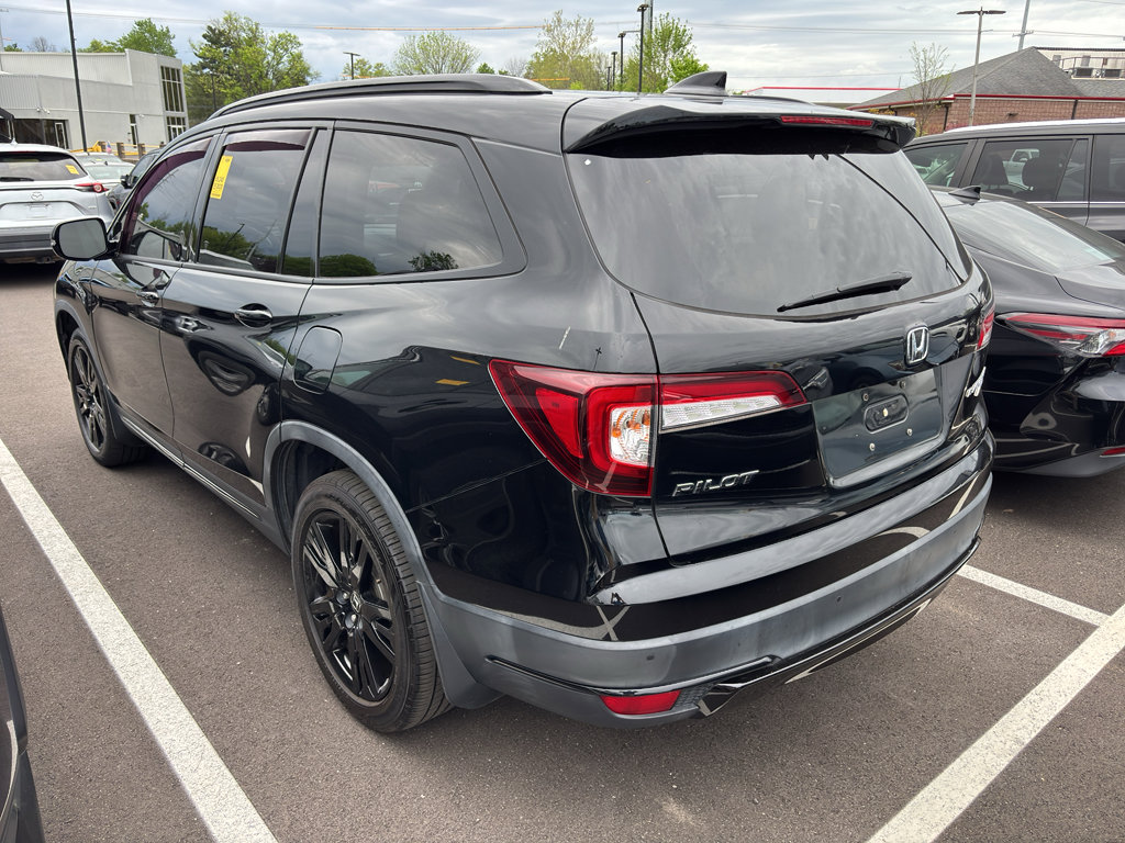 Used 2020 Honda Pilot Black Edition image 3