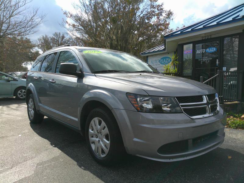 Used 2017 Dodge Journey SE w/ Flexible Seating Group image 4