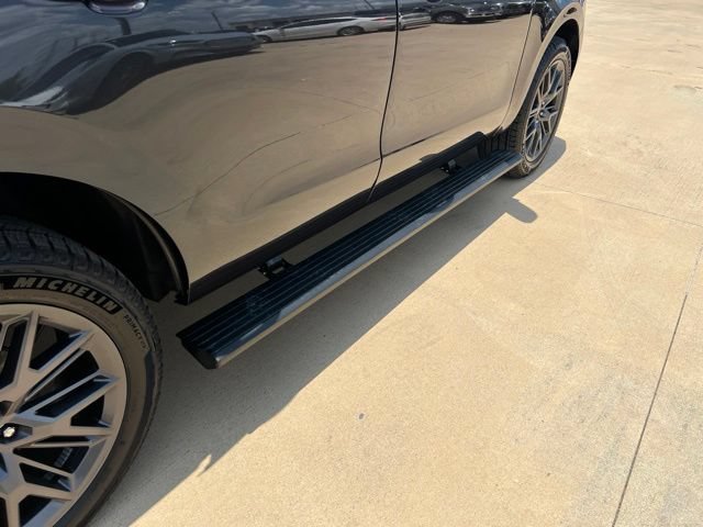New 2027 Ford Expedition Platinum w/ Stealth Appearance Package RWD image 9