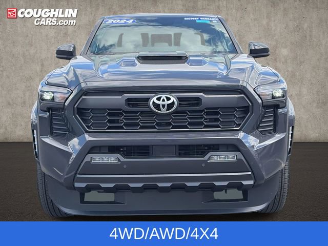 Used 2024 Toyota Tacoma TRD Sport w/ TRD Sport Upgrade Package AWD/4WD image 3
