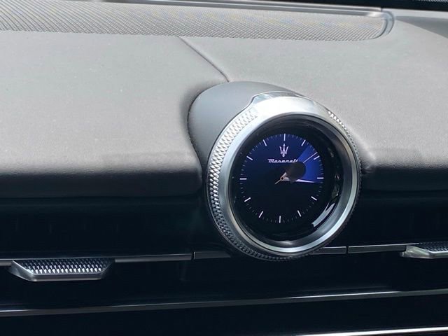 New 2025 Maserati Grecale GT image 26