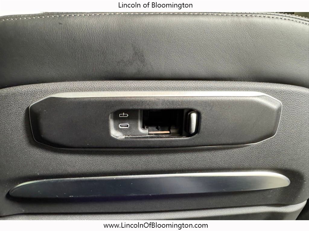 Used 2026 BMW X7 xDrive40i image 19