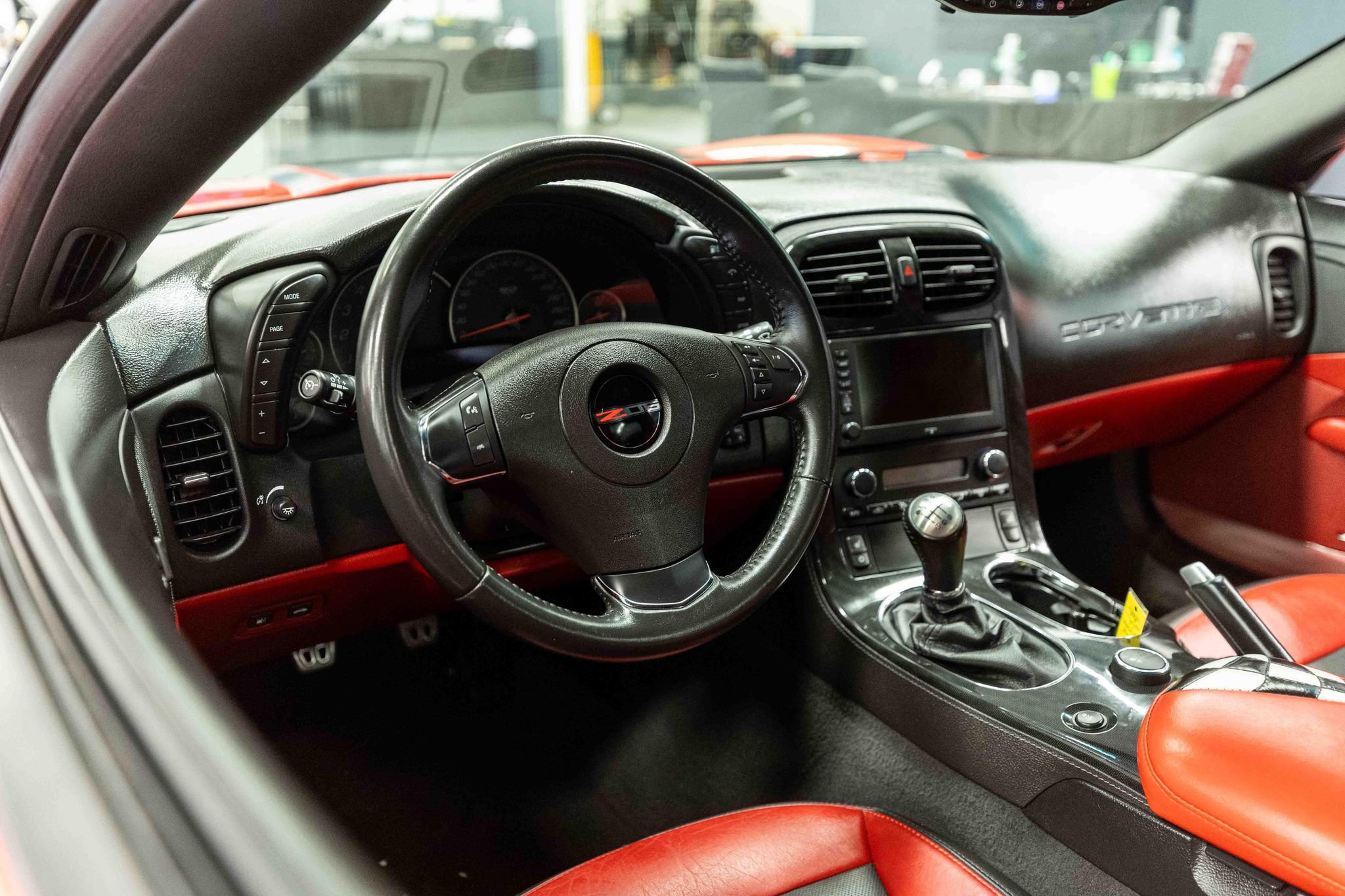 Used 2013 Chevrolet Corvette Z06 RWD image 13