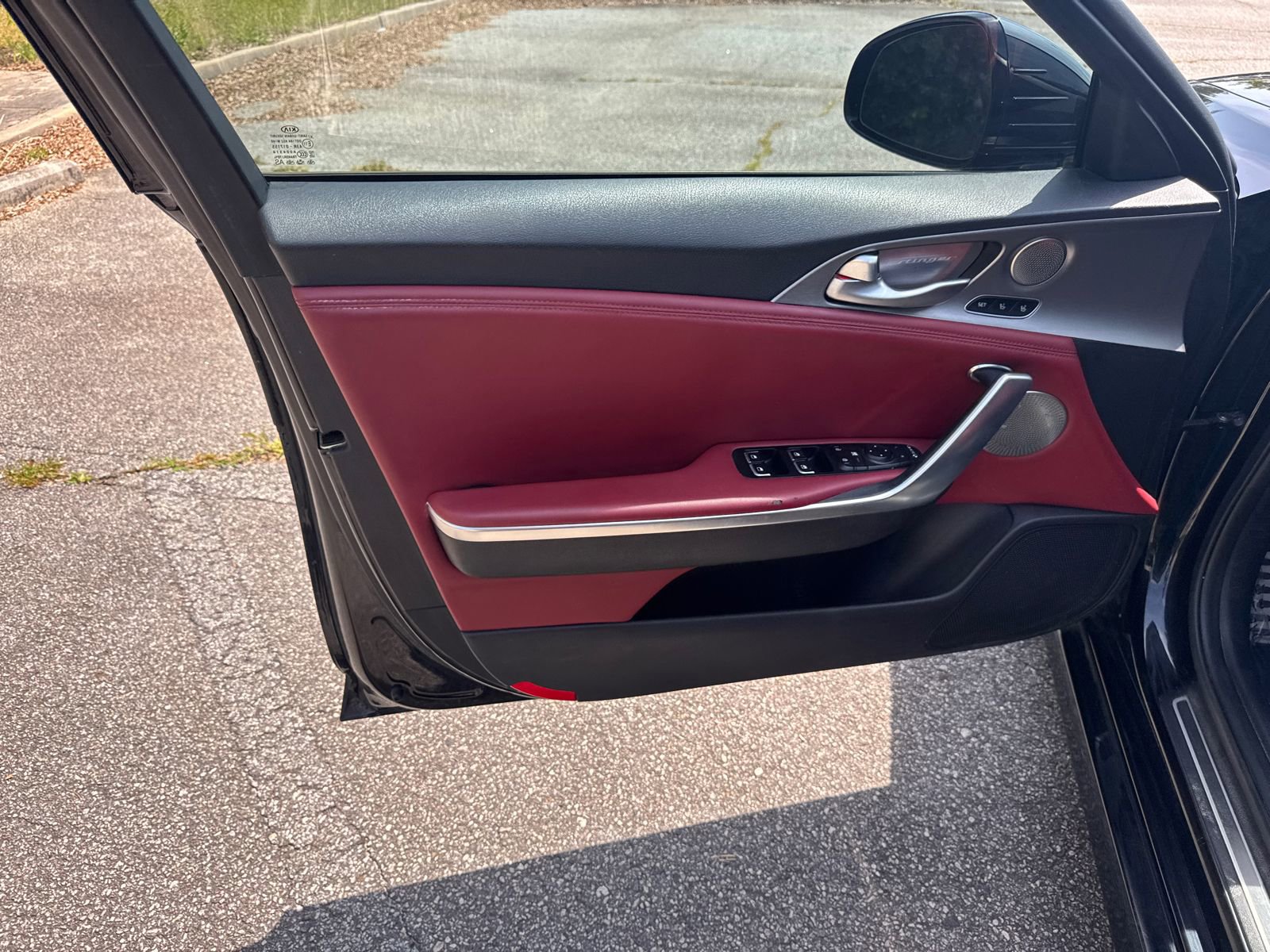 Used 2019 Kia Stinger GT2 AWD/4WD image 10