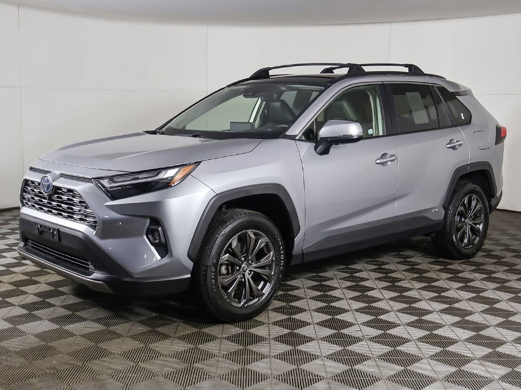 Used 2022 Toyota RAV4 Limited image 9