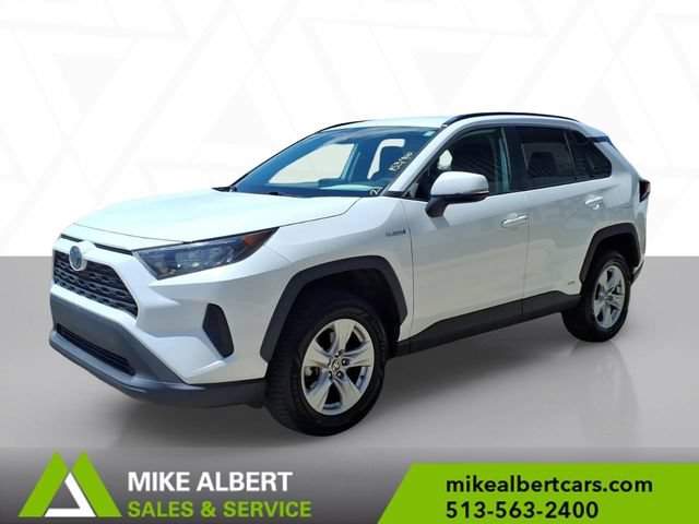 Used 2021 Toyota RAV4 LE AWD/4WD image 3
