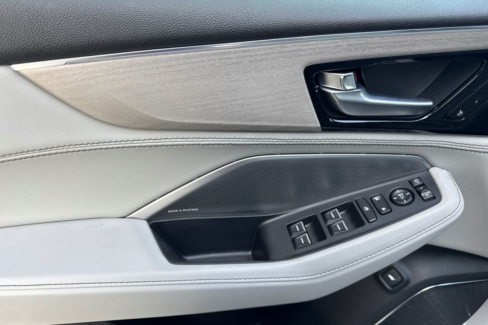 New 2026 Acura MDX w/ Advance Package AWD/4WD image 9