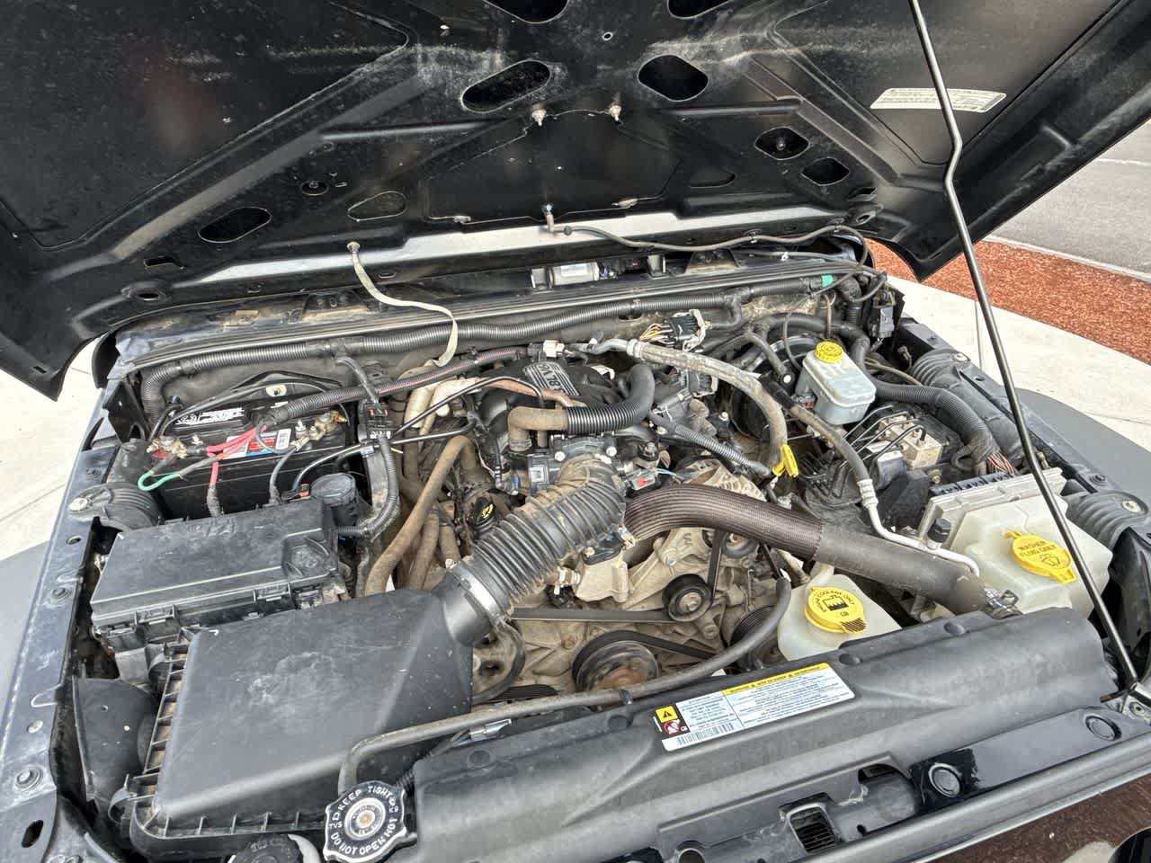 Used 2010 Jeep Wrangler Unlimited Sport AWD/4WD image 7