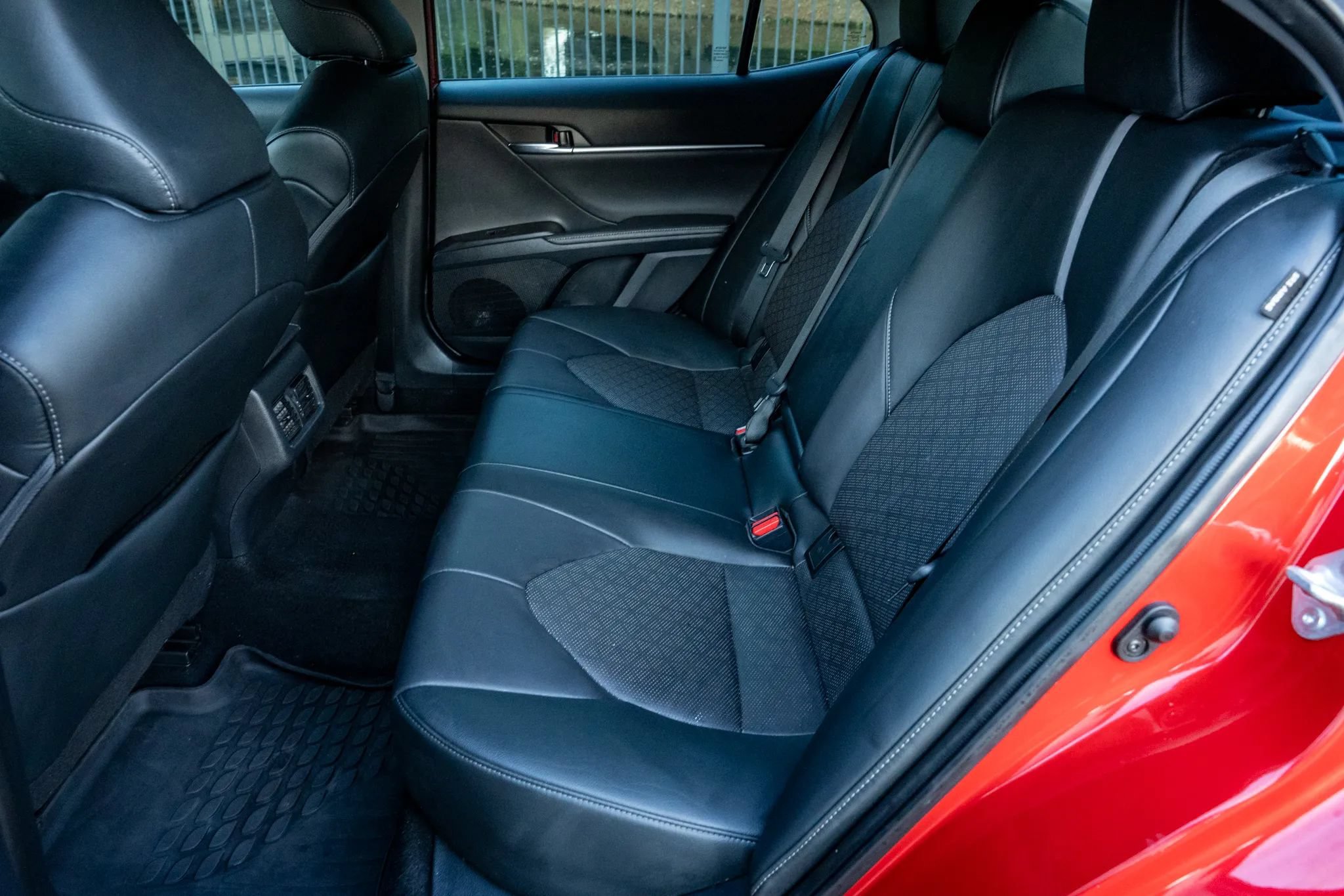 Used 2022 Toyota Camry XSE FWD image 12