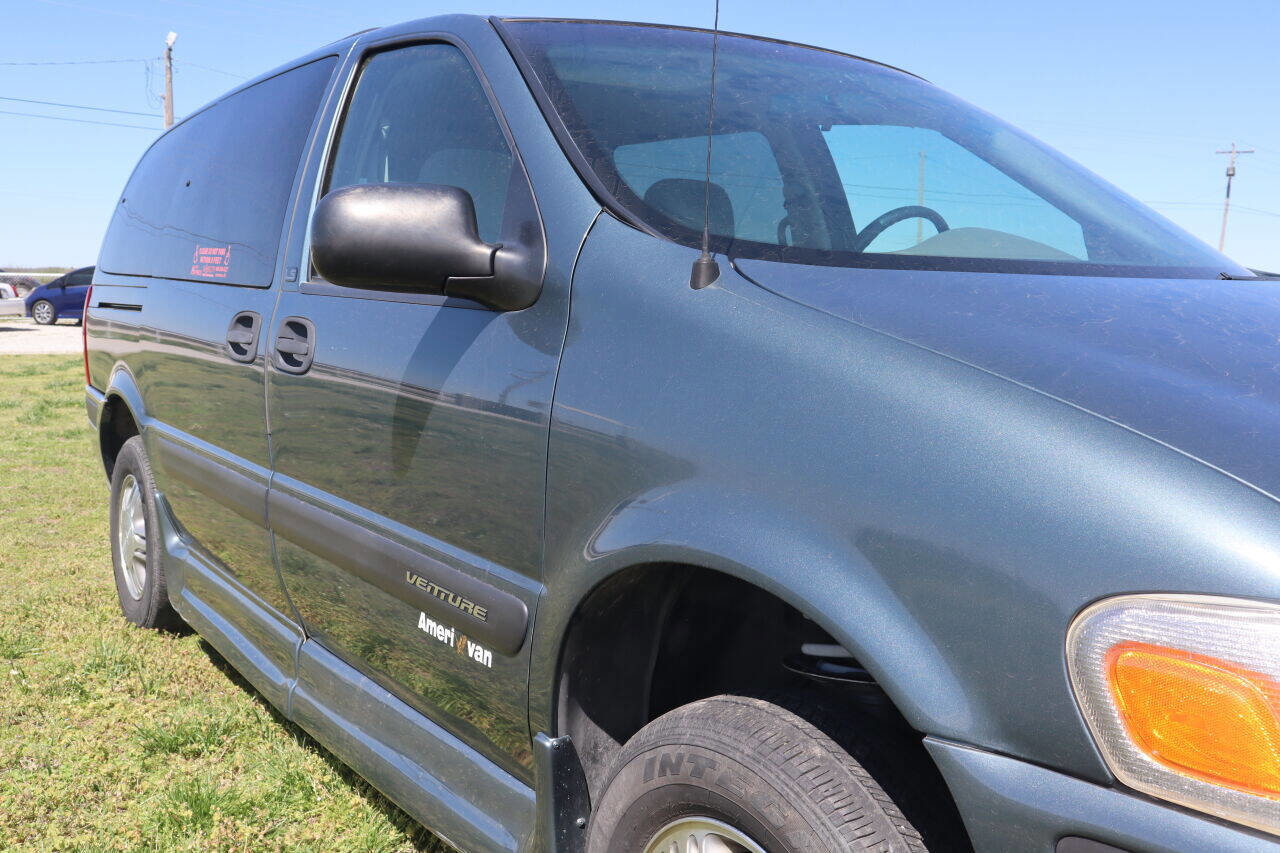 Used 2004 Chevrolet Venture LS w/ Easy Order Package image 20