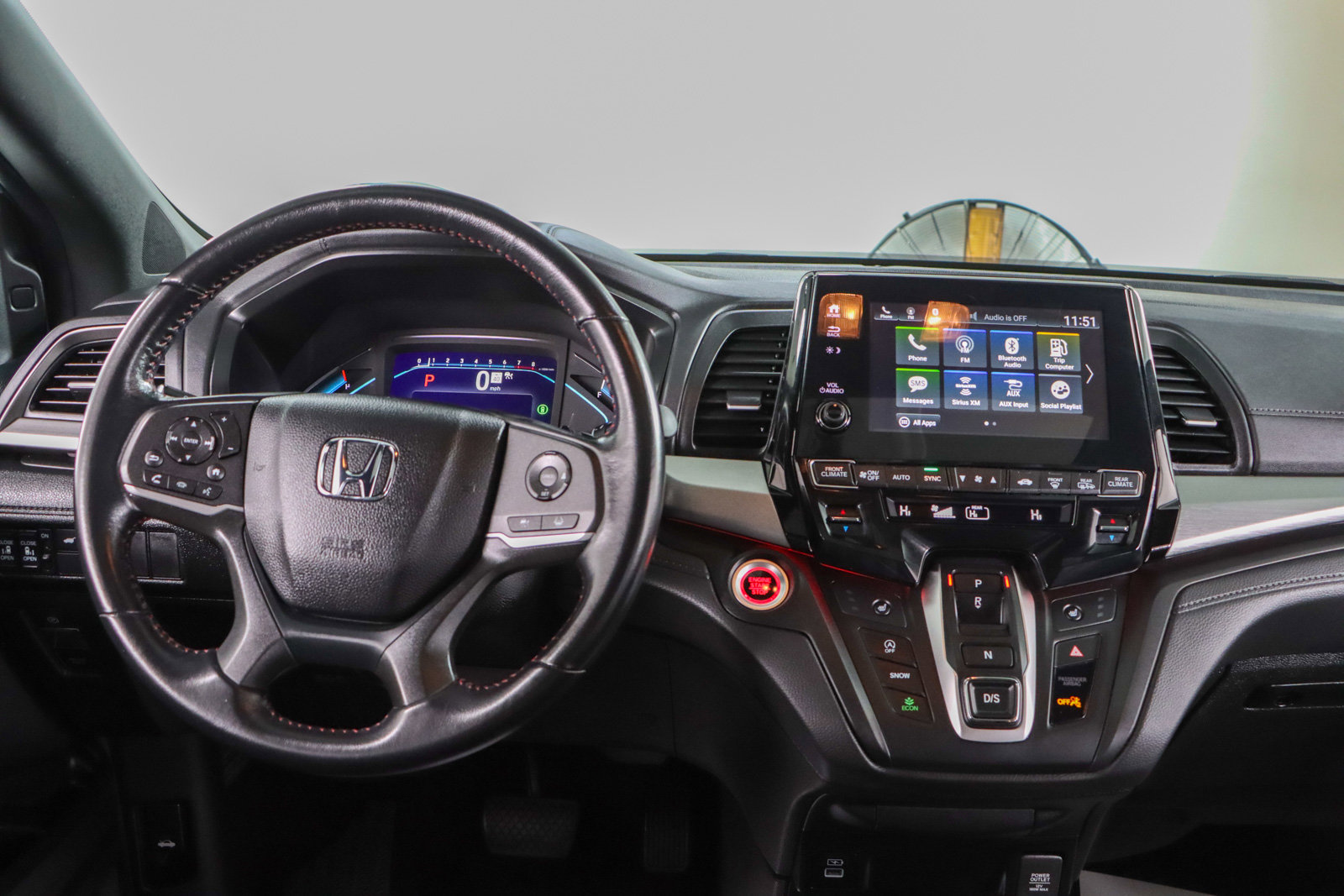 Used 2024 Honda Odyssey Sport image 17