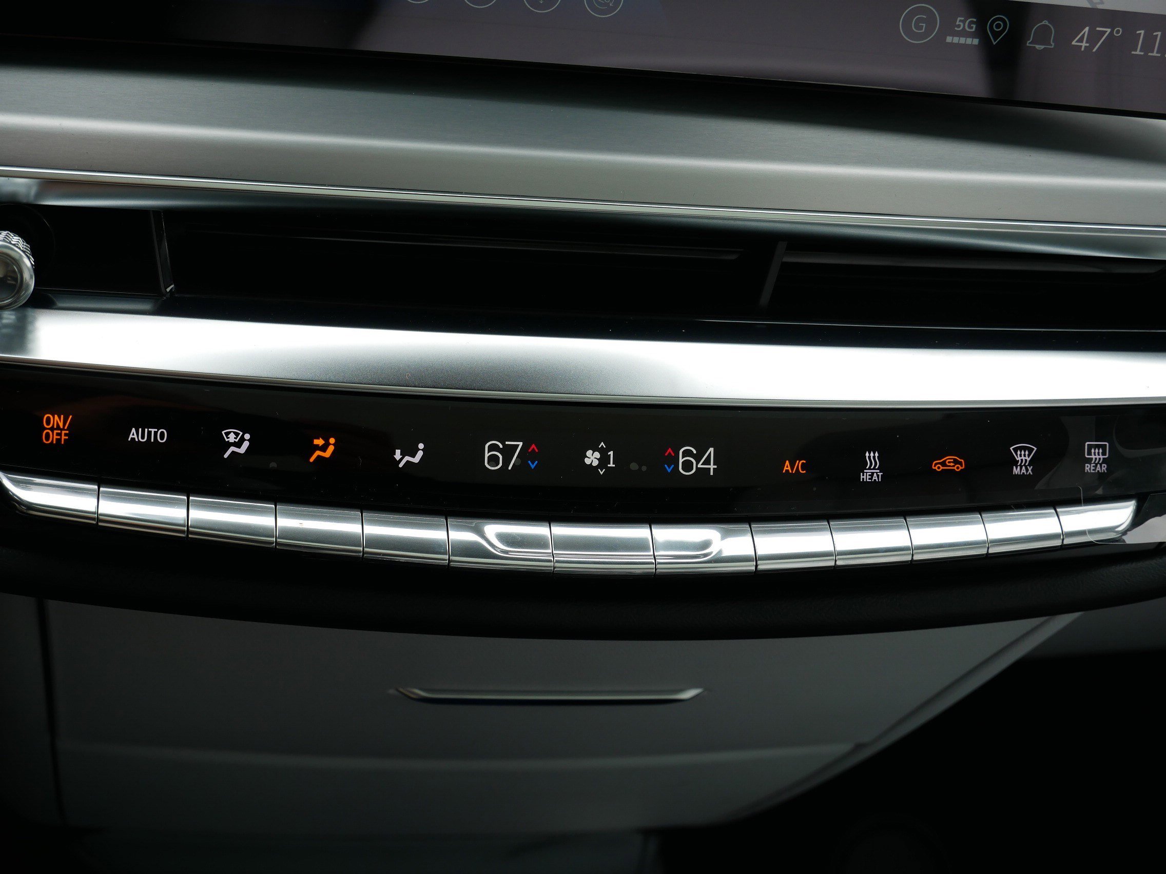 New 2026 Cadillac Lyriq Premium Sport w/ LPO, Floor Liner Package image 25