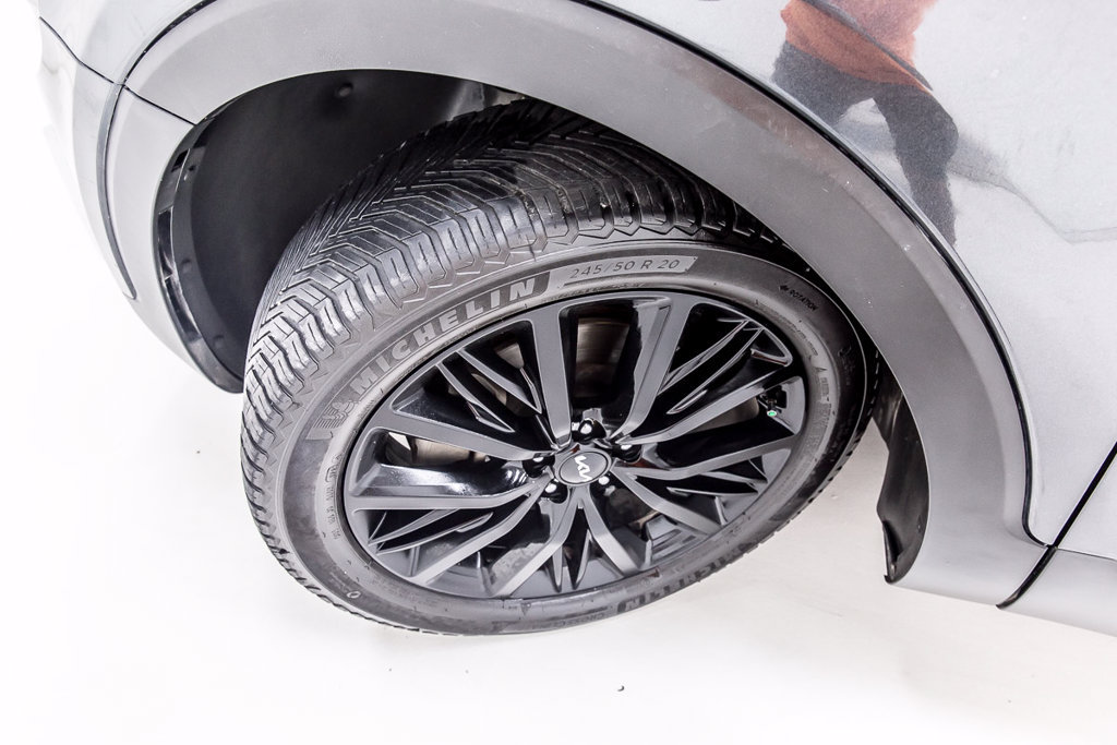 Used 2022 Kia Telluride SX w/ Towing Package FWD image 11