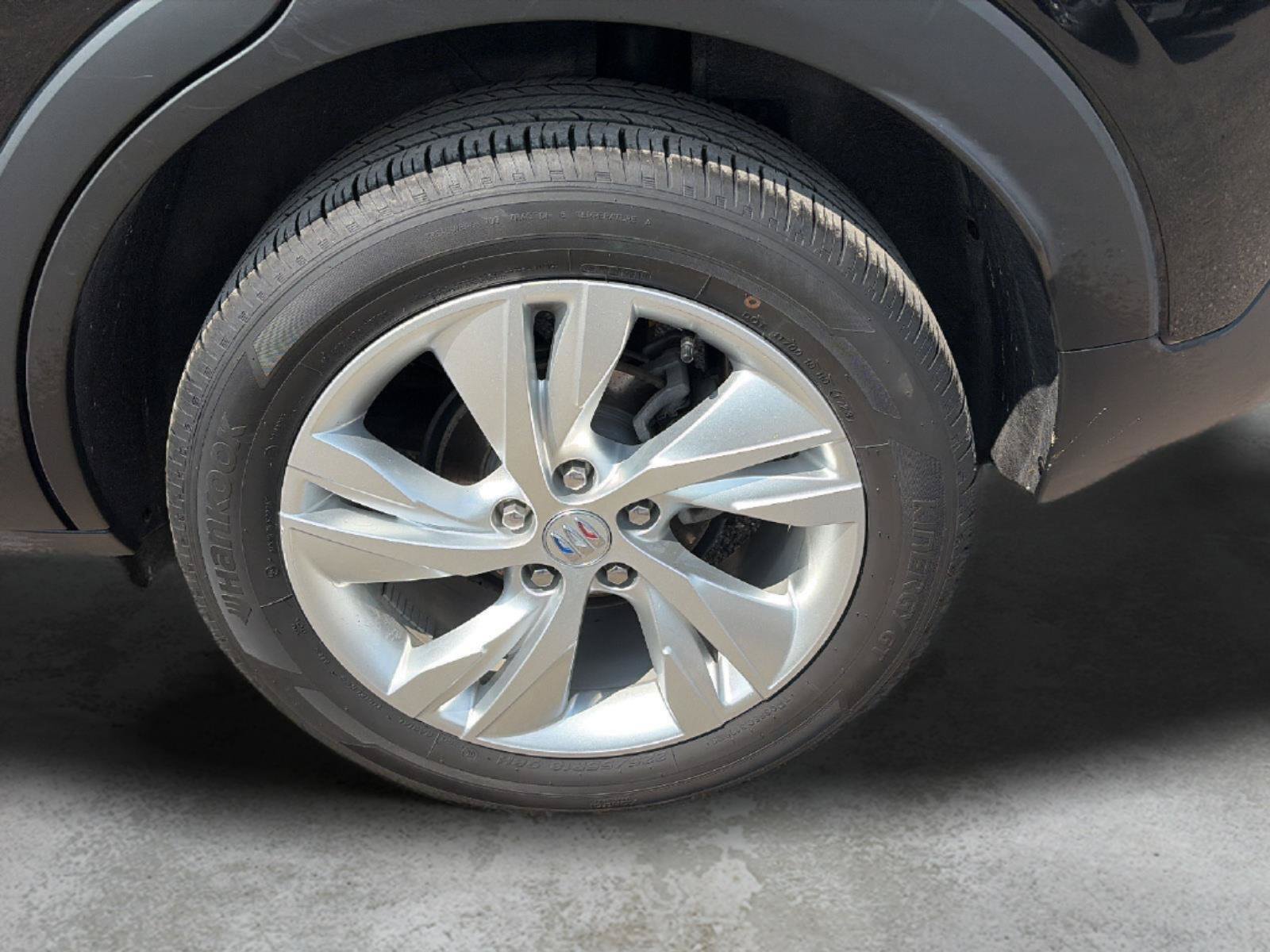 Certified 2024 Buick Encore GX Preferred w/ Comfort Package AWD/4WD image 9