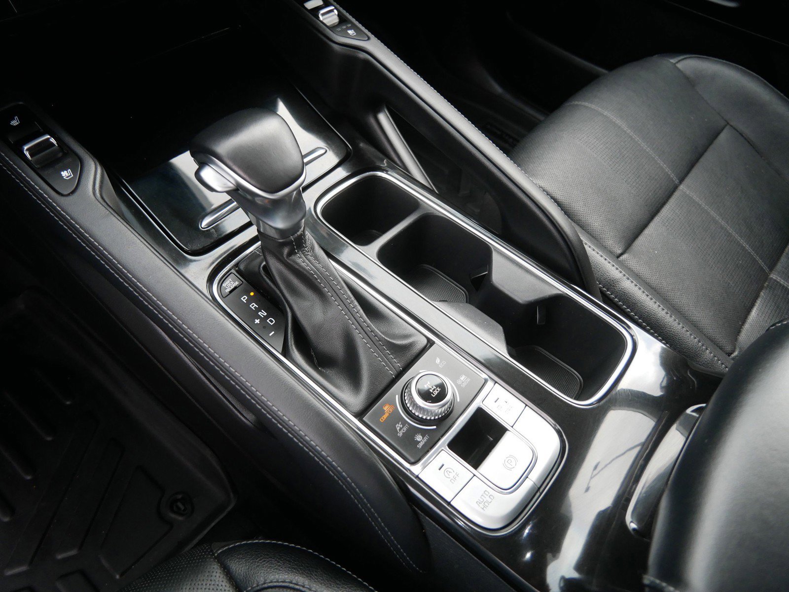 Used 2022 Kia Telluride EX w/ EX Premium Package image 18