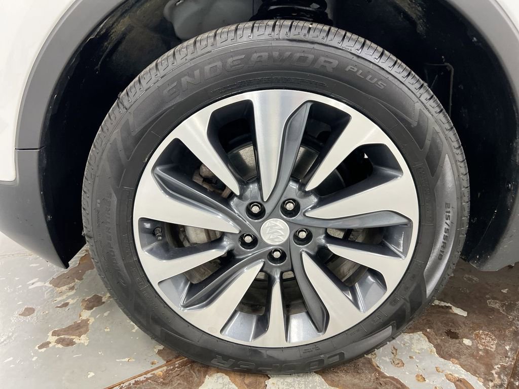 Used 2022 Buick Encore Preferred w/ Safety Package AWD/4WD image 26