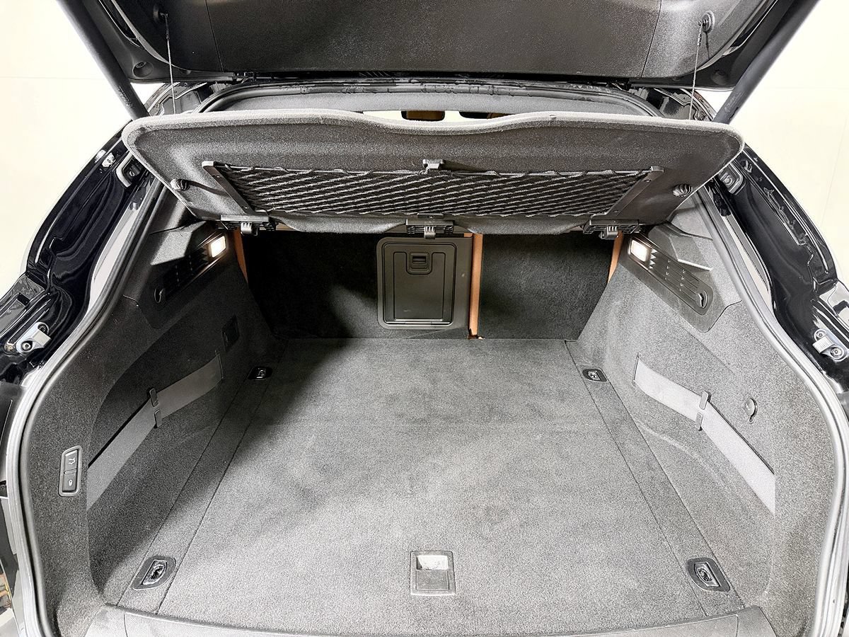 Used 2018 Maserati Levante AWD/4WD image 15