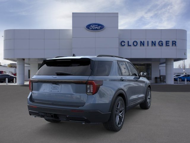 New 2026 Ford Explorer ST-Line w/ ST-Line Street Pack RWD image 8