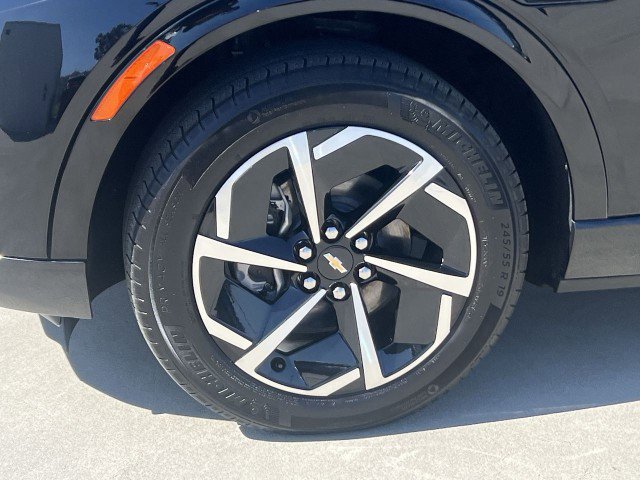 Used 2025 Chevrolet Equinox EV LT w/ Convenience Package image 32