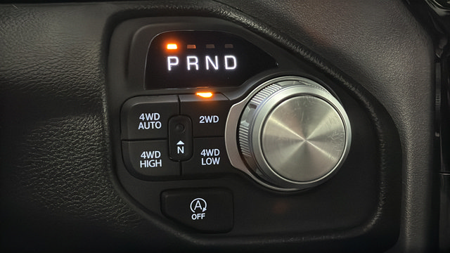 Used 2025 RAM 1500 Laramie AWD/4WD image 19