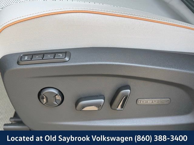 New 2025 Volkswagen ID. Buzz 1st Edition image 41