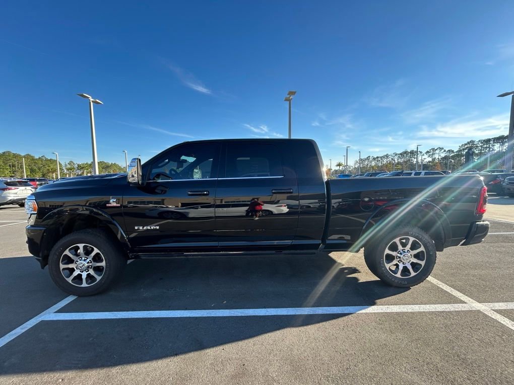 Used 2023 RAM 3500 Limited image 4