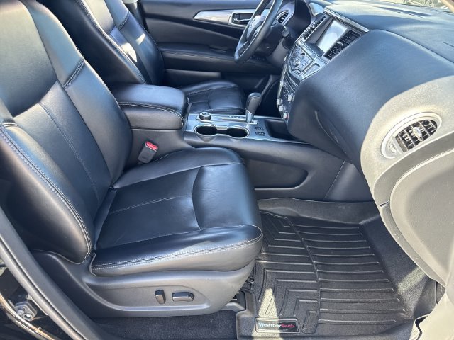 Used 2018 Nissan Pathfinder SL AWD/4WD image 23