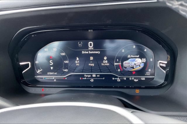 Used 2023 GMC Yukon Denali AWD/4WD image 10