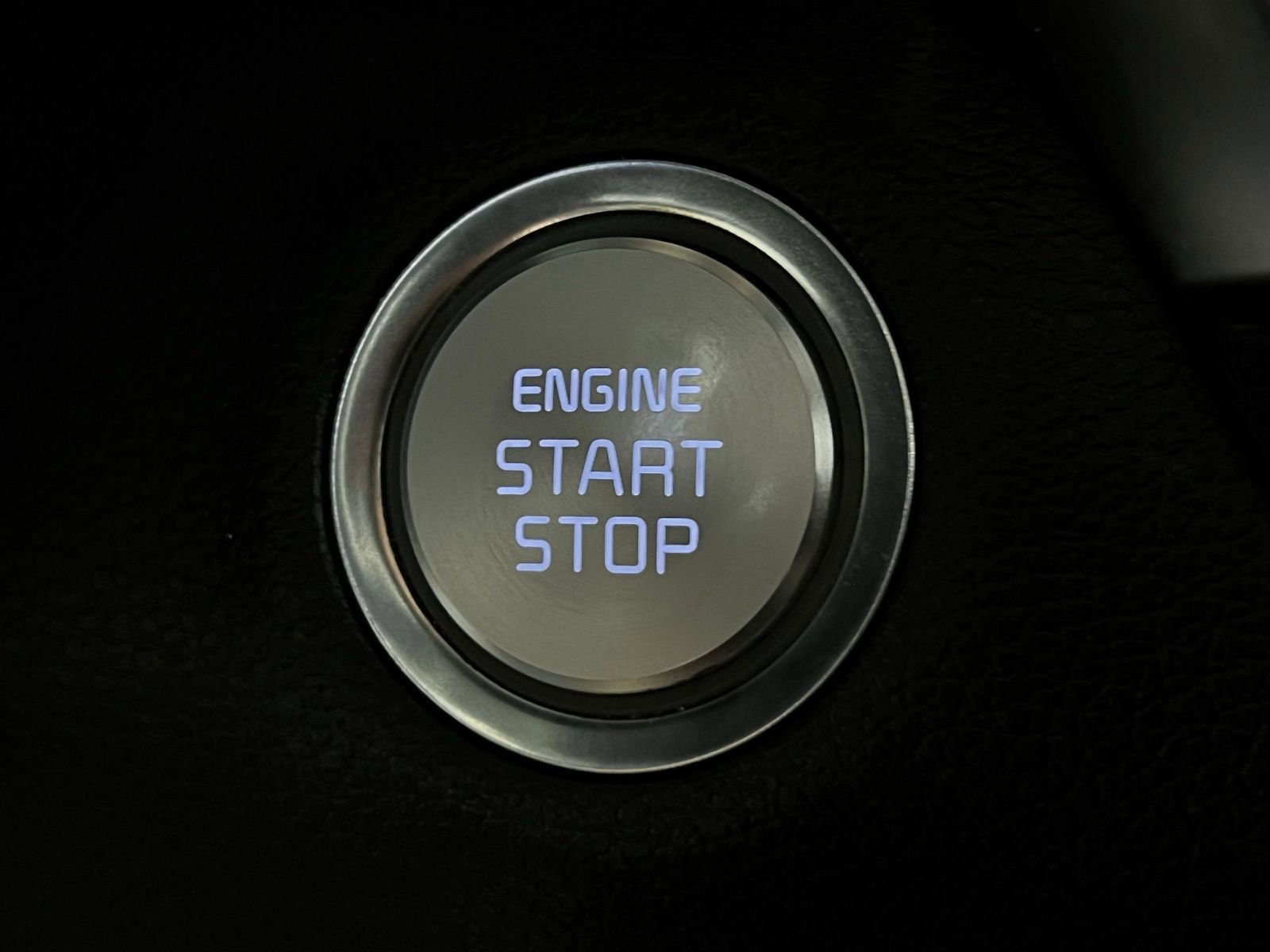 Used 2020 Kia Telluride SX w/ SX Prestige Package image 24