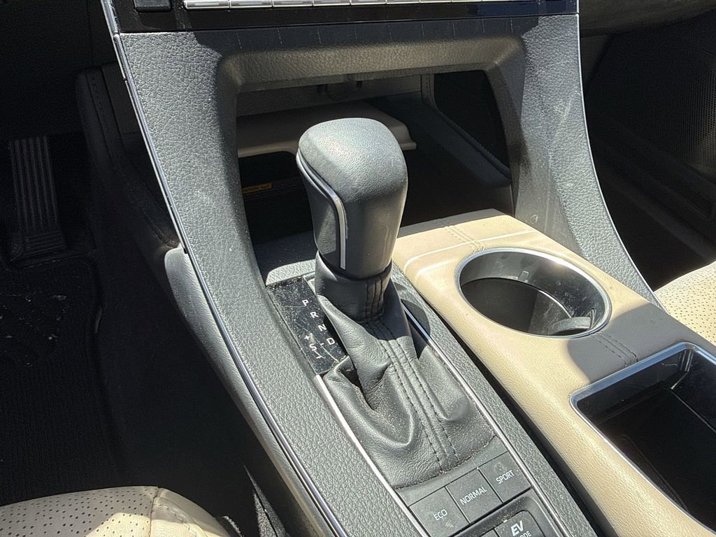 Used 2019 Toyota Avalon Limited w/ Advanced Safety Package FWD image 20