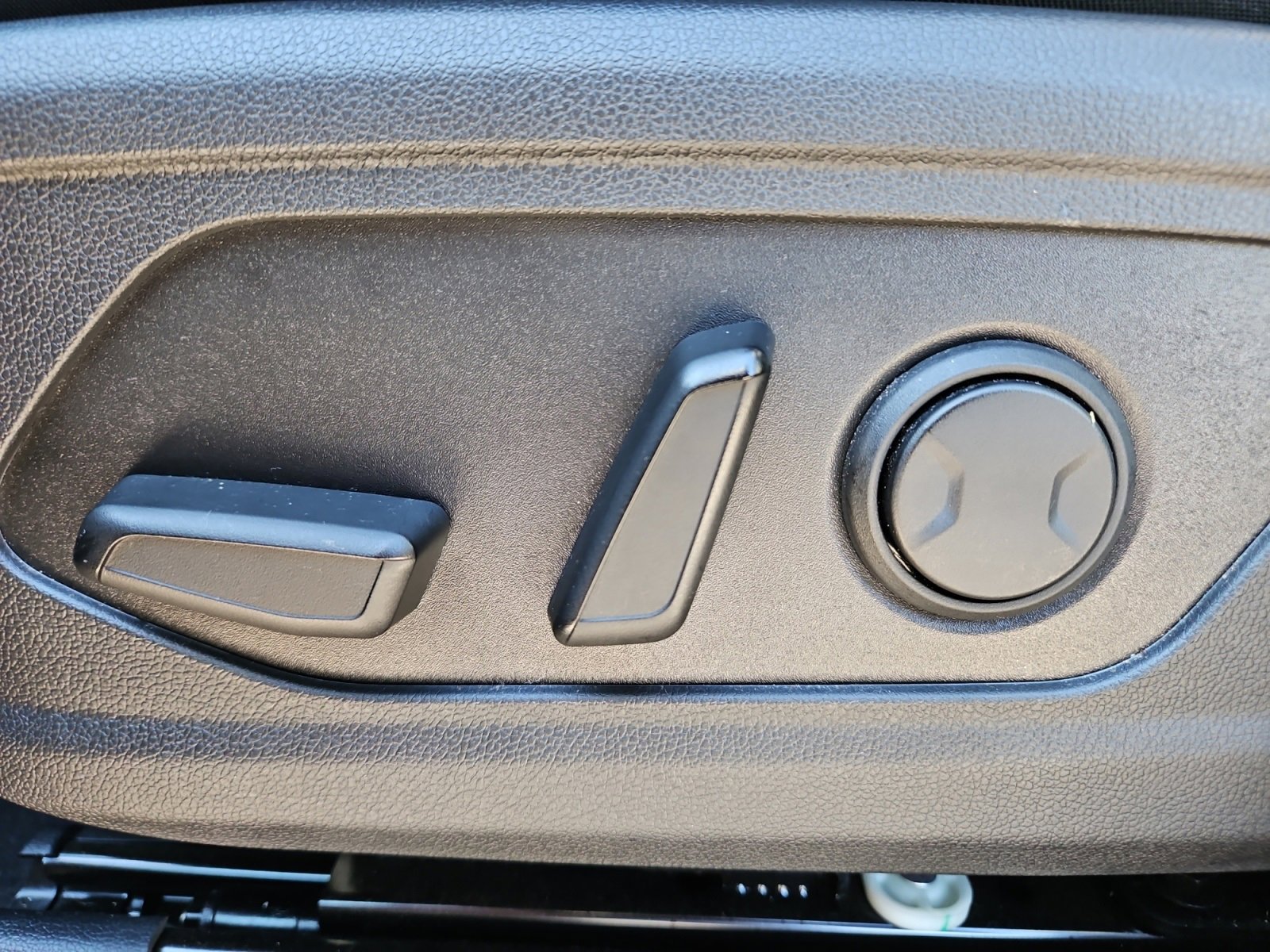 Used 2023 Kia Sorento EX image 21