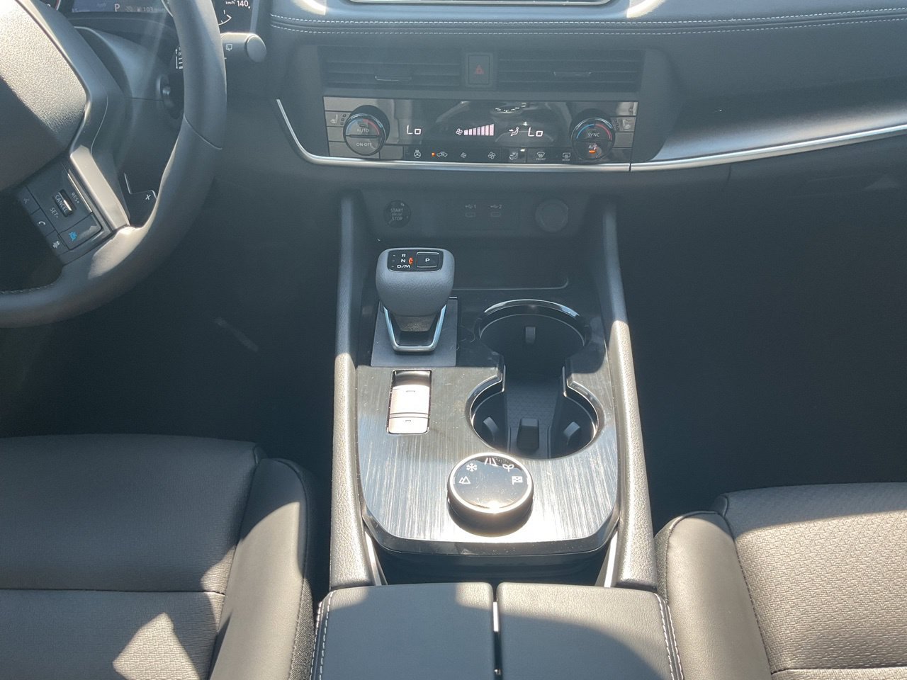 New 2027 Nissan Rogue Dark Armor AWD/4WD image 14