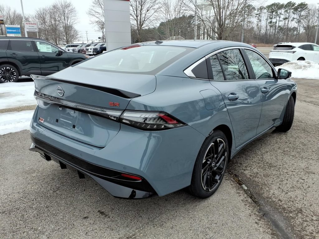 New 2026 Nissan Sentra SR w/ SR Premium Package FWD image 3