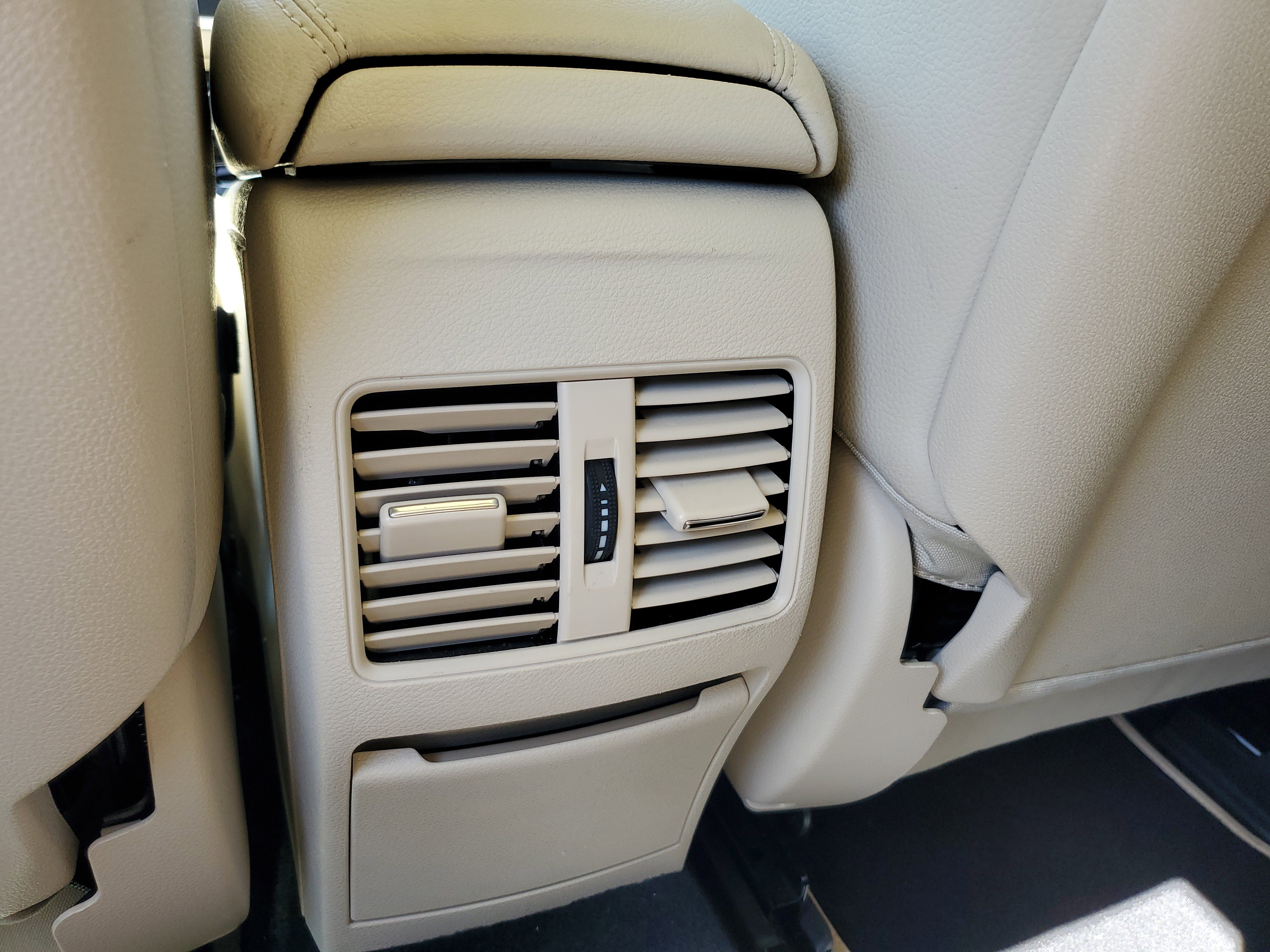 Used 2019 Mercedes-Benz GLA 250 image 16