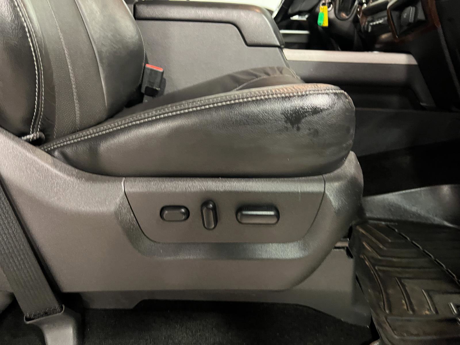 Used 2014 Ford F350 Lariat w/ Lariat Ultimate Package image 37