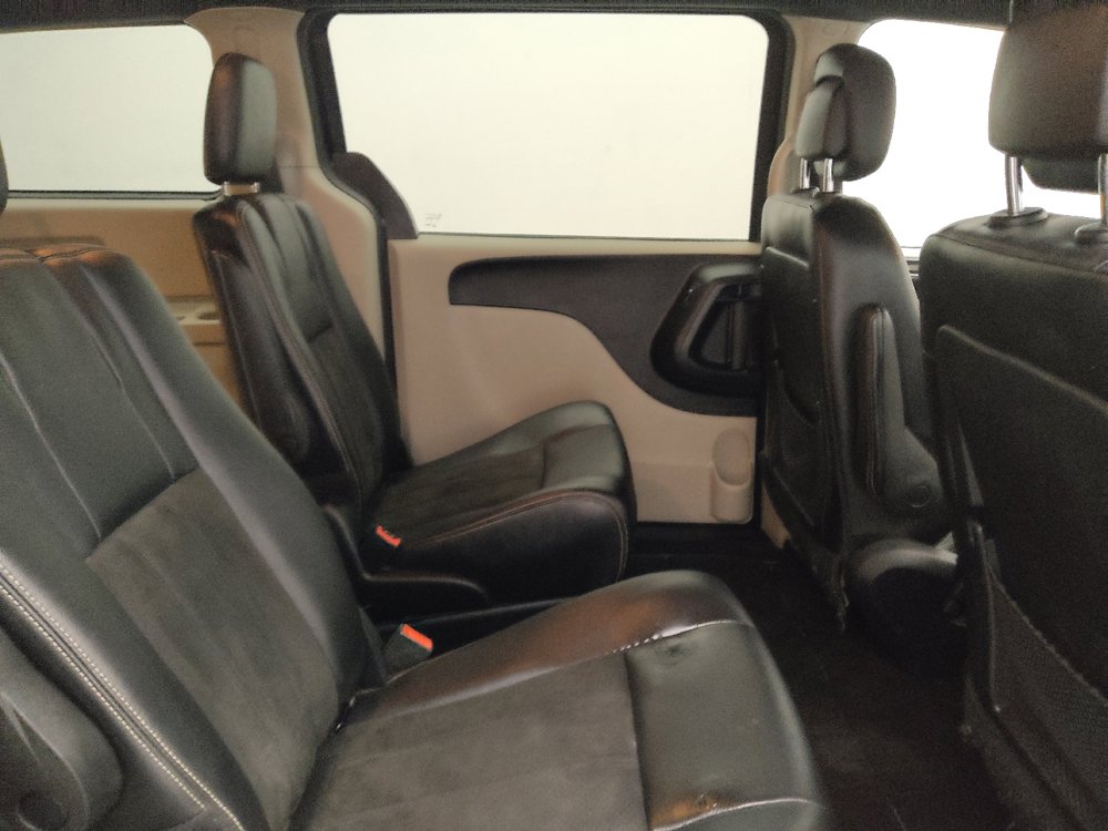 Used 2019 Dodge Grand Caravan SXT FWD image 19