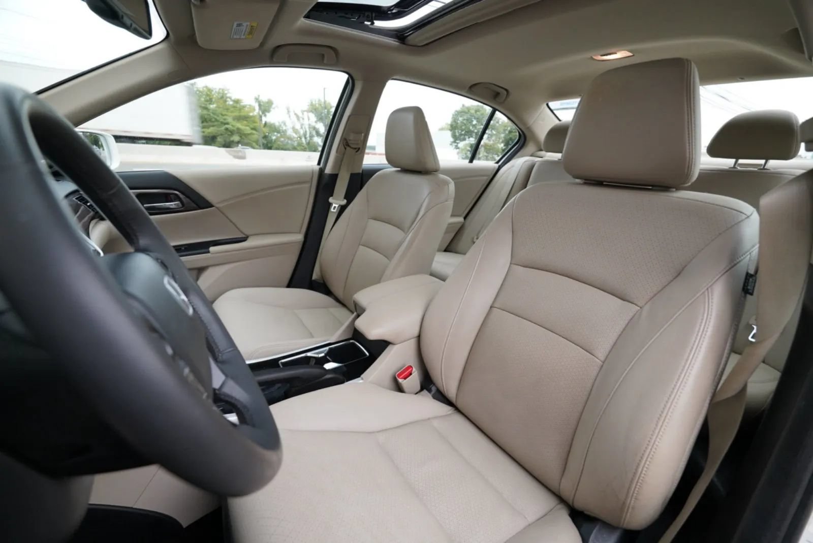 Used 2017 Honda Accord EX-L image 21